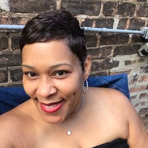 Meet your Posher, Pamela